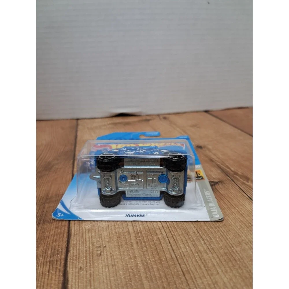 Hot Wheels 2019 Baja Blazers #9/10 HUMVEE 